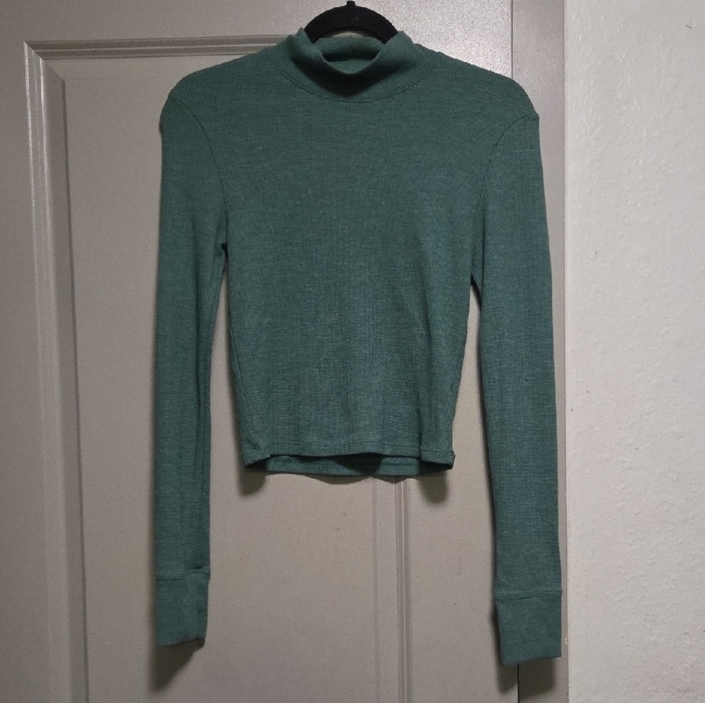 American Eagle Outfitters Teal Long Sleeve Tee